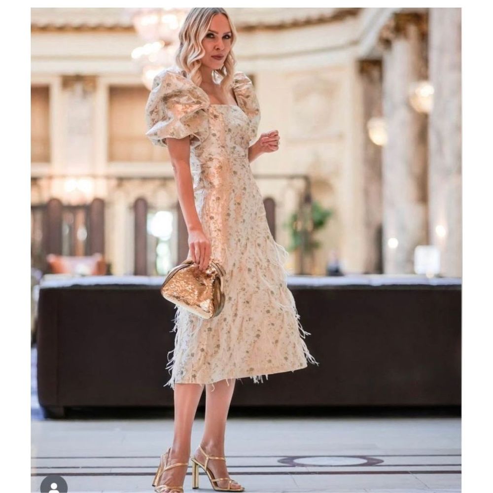 Antonio Melani NWT Nichole Bathie Clarie Metallic Floral Feathered Dress Size 14